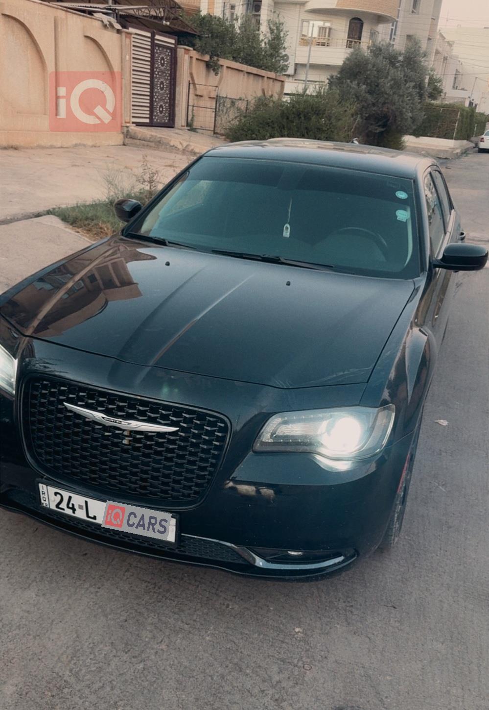 كرايسلر 300